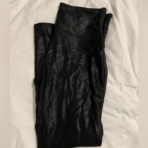 Spanx Faux Leather Leggings- excellent condition